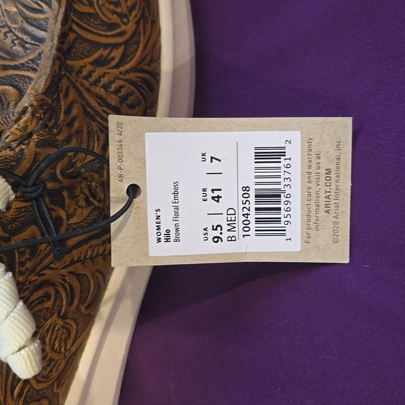 Ariat womans size 9.5 - Picture 4 of 4